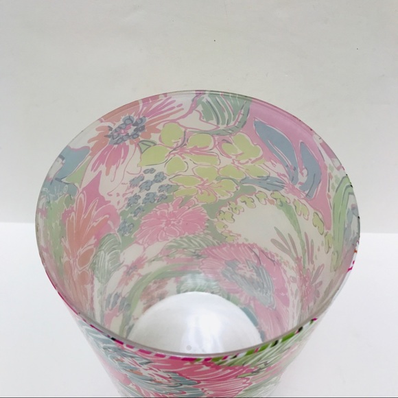 SOLD Lilly Pulitzer Target Glass Hurricane Vase - Picture 3 of 8